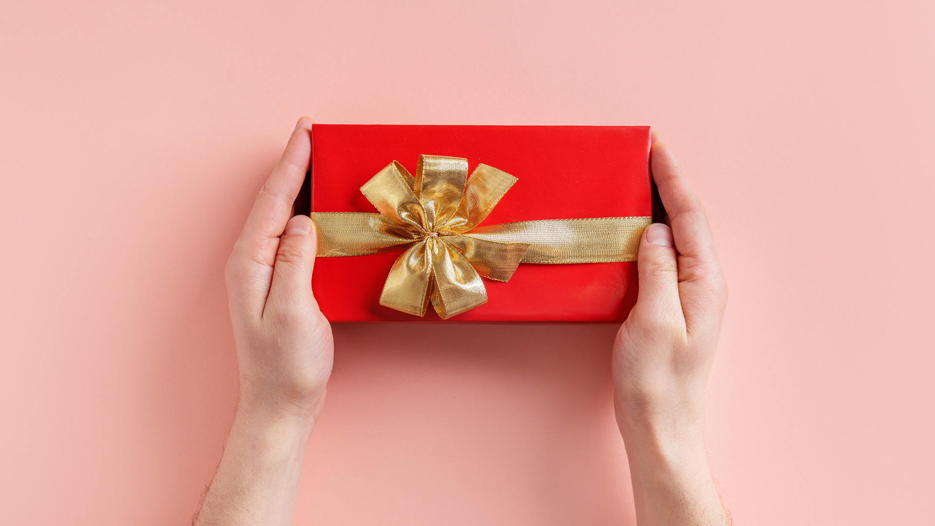 The Best Perfume Gift for Her That She Will Cherish